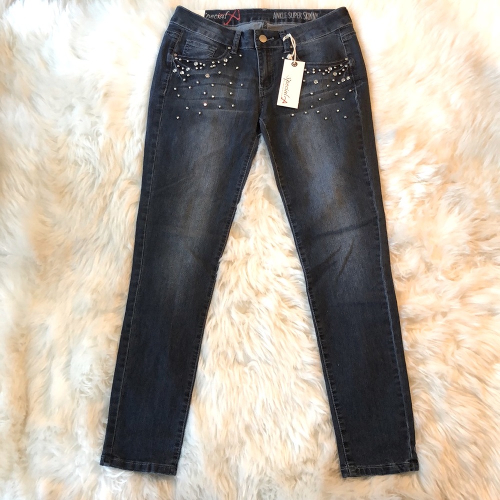 Pearl/Studded Skinny Jeans